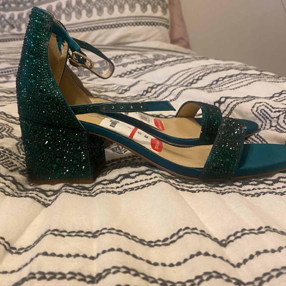 Betsey Johnson Emerald heels